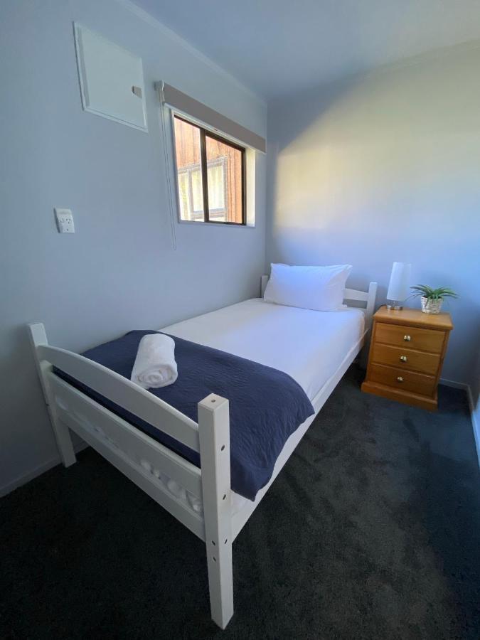 Motuoapa Bay Chalets 图朗伊 外观 照片